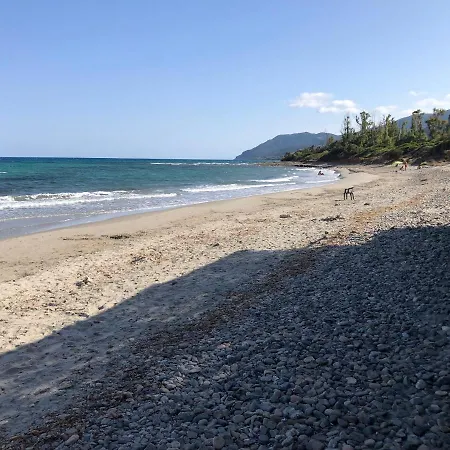 La Casetta Rosa Dağ evi Tertenìa