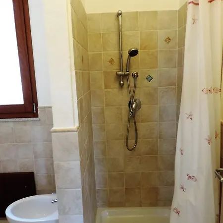 La Casetta Rosa בקתה Tertenìa
