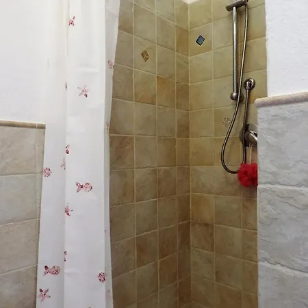 La Casetta Rosa בקתה *